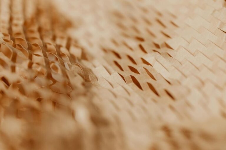 Papierowe tuby w praktyce – zastosowania w przemyśle i codziennym życiu