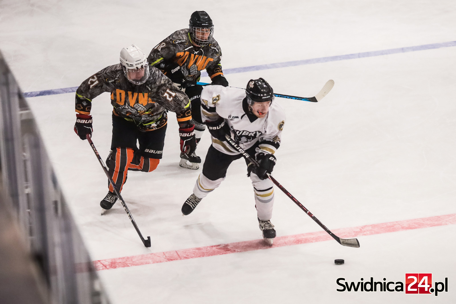 Świetny występ Odyńców. Mamy awans do wyższej dywizji hokeistów! [FOTO]