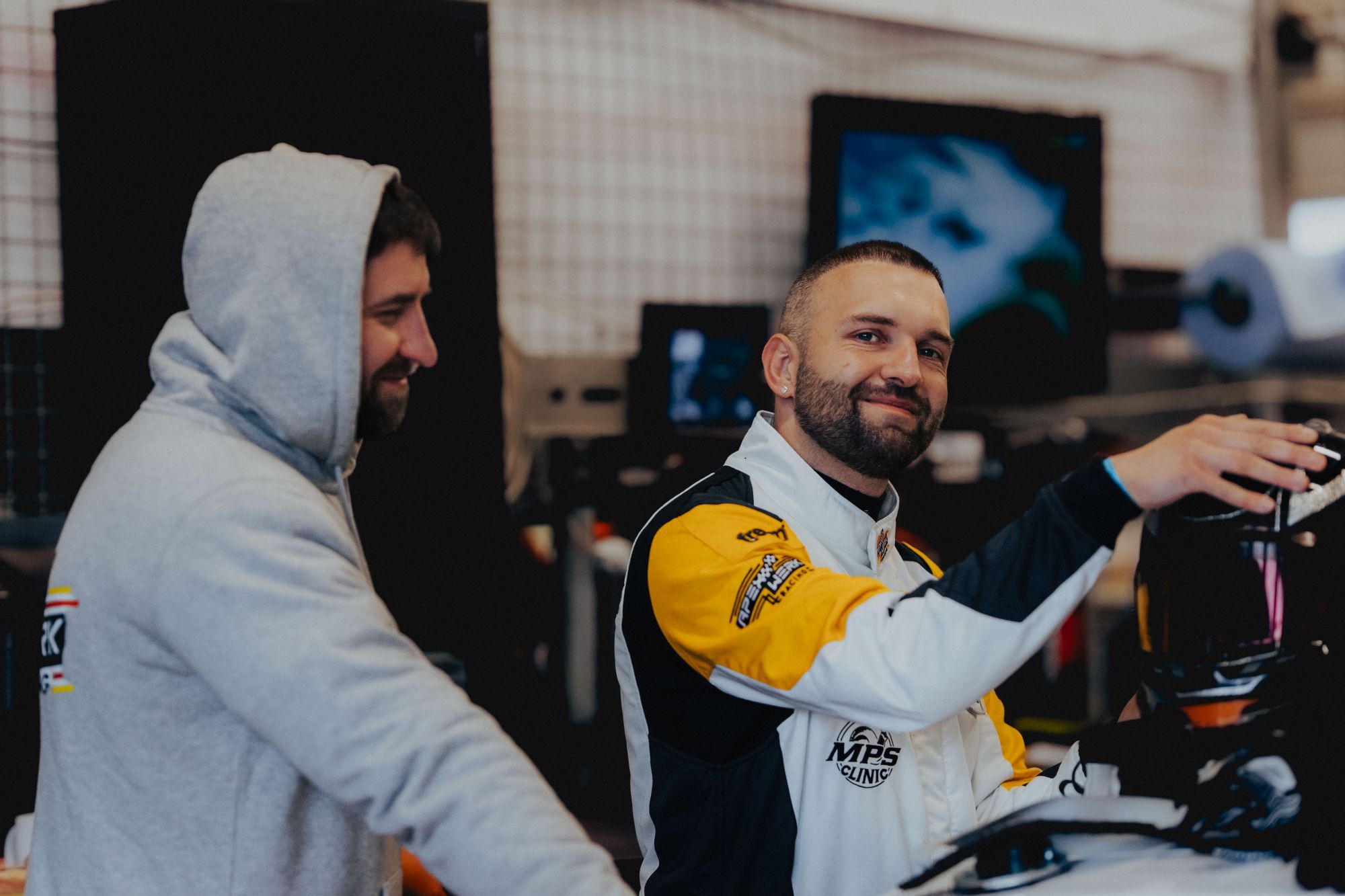 Świdniczanin stanie na starcie z mistrzem świata Formuły 1 – Maxem Verstappenem!