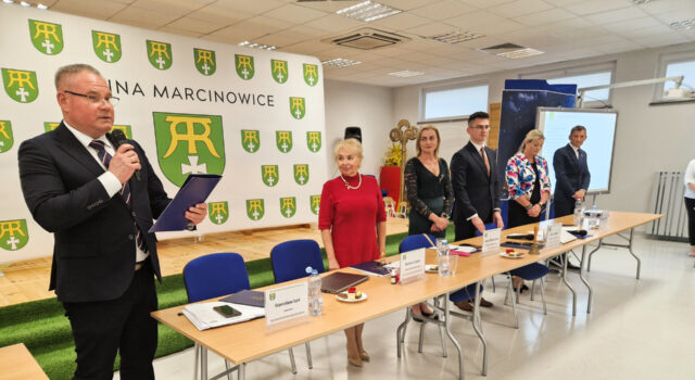 Marcinowice: Wójt chciał podwyższyć opłatę śmieciową. Radni na nie