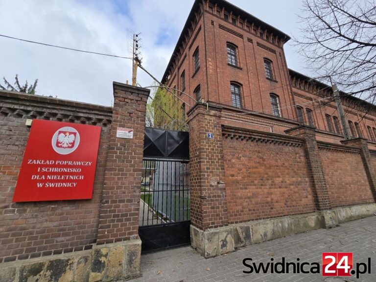 Smutny koniec świdnickiego Schroniska dla Nieletnich i Zakładu Poprawczego. Ostatni gasi światło