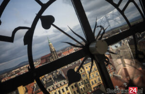 W ten weekend przestawiamy zegarki. Eksperci UPWr: czy warto zmieniać czas?