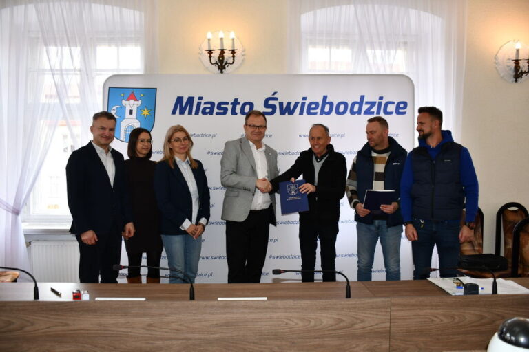 Świebodzice z unijnym wsparciem na termomodernizację budynków