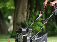 Kosiarka spalinowa, elektryczna czy akumulatorowa – na jaką się zdecydować?