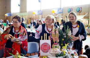 Od świątecznych pyszności po warsztaty i występy. Zbliża się wielkanocny kiermasz w Żarowie