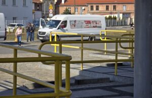 Autobusy 31 do Wałbrzycha. Pasażerowie: bardzo potrzebne. Gdzie utknęły rozmowy samorządów?