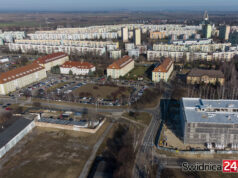 Parking przed siedzibą starostwa urośnie do 300 miejsc?