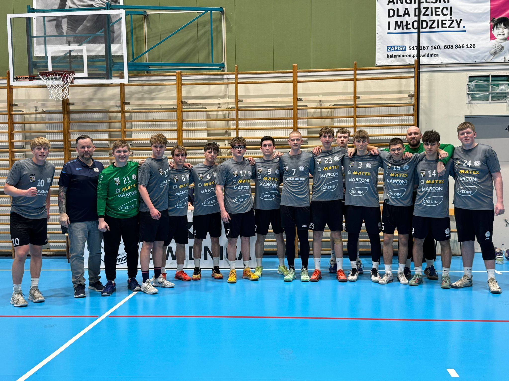 Wygrywamy derby i jesteśmy liderami na półmetku rozgrywek