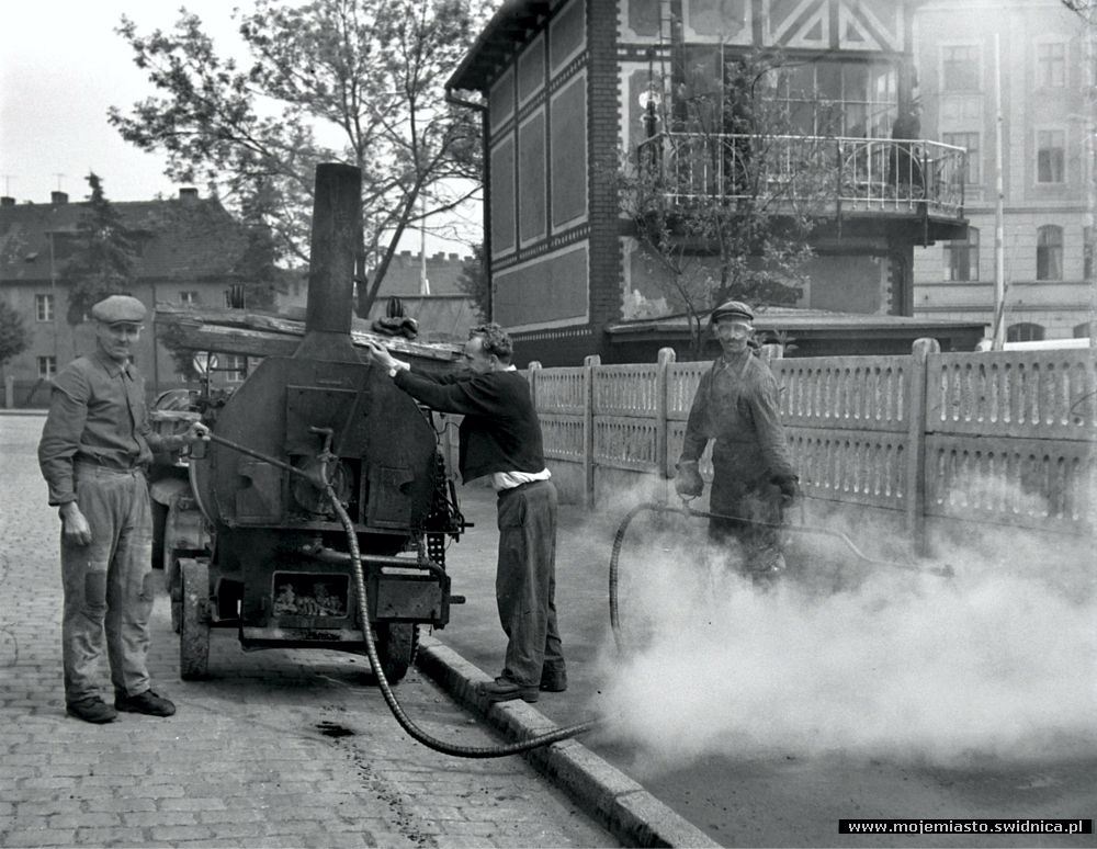 Świdnica wczoraj i dziś. Ulica Kolejowa