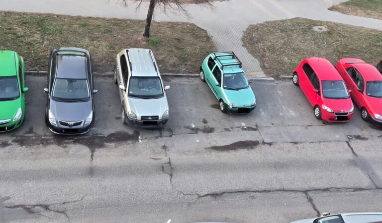 Mistrzowie parkowania [FOTO]