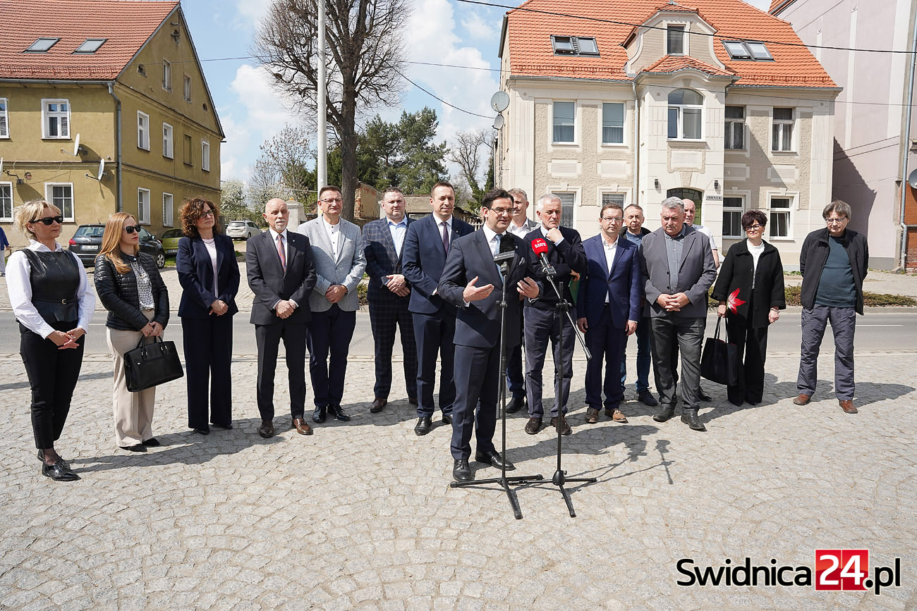 Miliard z UE na termomodernizacje. „Sami nigdy byśmy takiego remontu nie zrobili [FOTO]