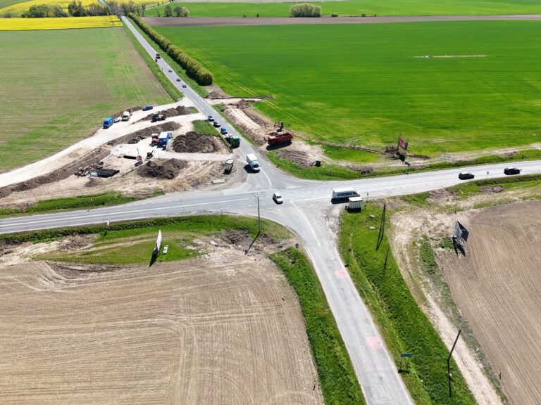 Trwają prace przy krajowej „trzydziestce piątce”. Do końca roku powstanie tam rondo [FOTO/WIDEO]