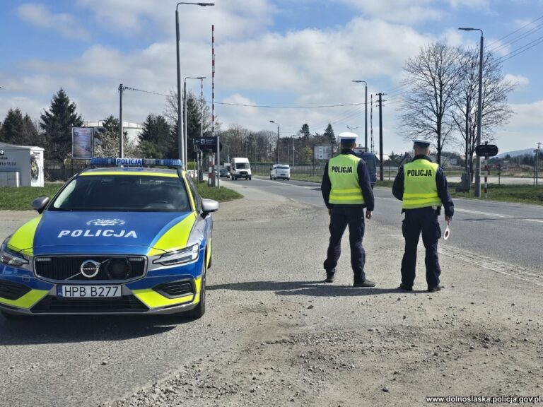 „Bezpieczna trzydziestka piątka”. Policjanci podsumowują dwutygodniową akcję [FOTO]