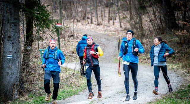 Przebiegną 377 kilometrów. Świdnica dziś na trasie prestiżowego ultramaratonu!