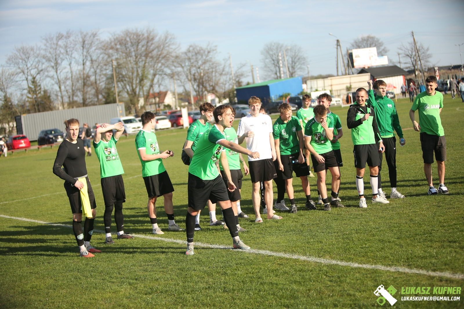 Biało-zielona piątka w Pszennie