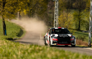 Pasjonująca walka na „żyletki”. Rzeźnik otwiera stawkę na półmetku!