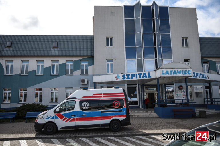 30-latka zmarła, bo nie było karetki potrzebnej do transportu między szpitalami. Są wyniki kontroli wojewody