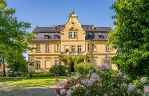 Kultura rozkwita ponownie w Pałacu Gruszów! Rusza drugi sezon z recitalami, koncertami i prelekcją