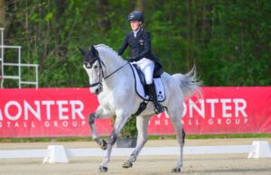 Czołówka ustalona, czas na cross
