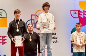 Oskar Kiszkiel ze Strzegomia został mistrzem Polski w szachach klasycznych do lat 14