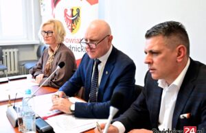 Przewodniczący Rady Powiatu nie zwoła sesji nadzwyczajnej! Krzysztof Sołtys odwołał się od stanowiska wojewody