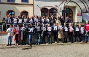 Protest w ZUS. Pracownicy wyszli przed budynki w całej Polsce, także w Świdnicy