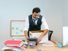 Zmiana pracy po 30., 40., 50. roku życia – czy to się jeszcze opłaca? zmiana pracy po 30