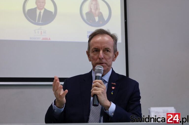 Senator i były marszałek Senatu Tomasz Grodzki w Świdnicy. Przyjechał z sensacyjną nowością [FOTO]