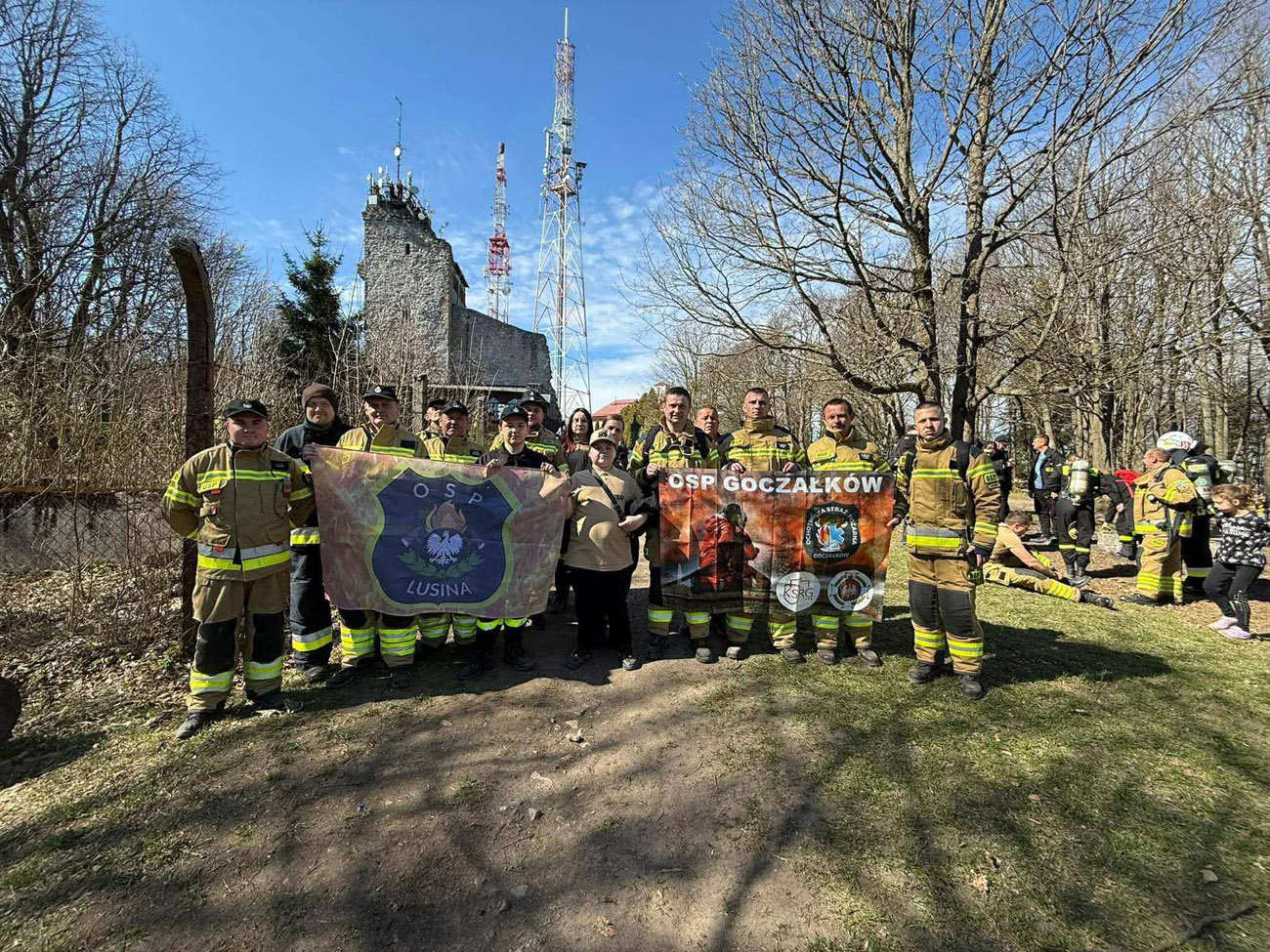 Tłumy ruszyły na Chełmiec, by wspomóc małego Kazika [FOTO]
