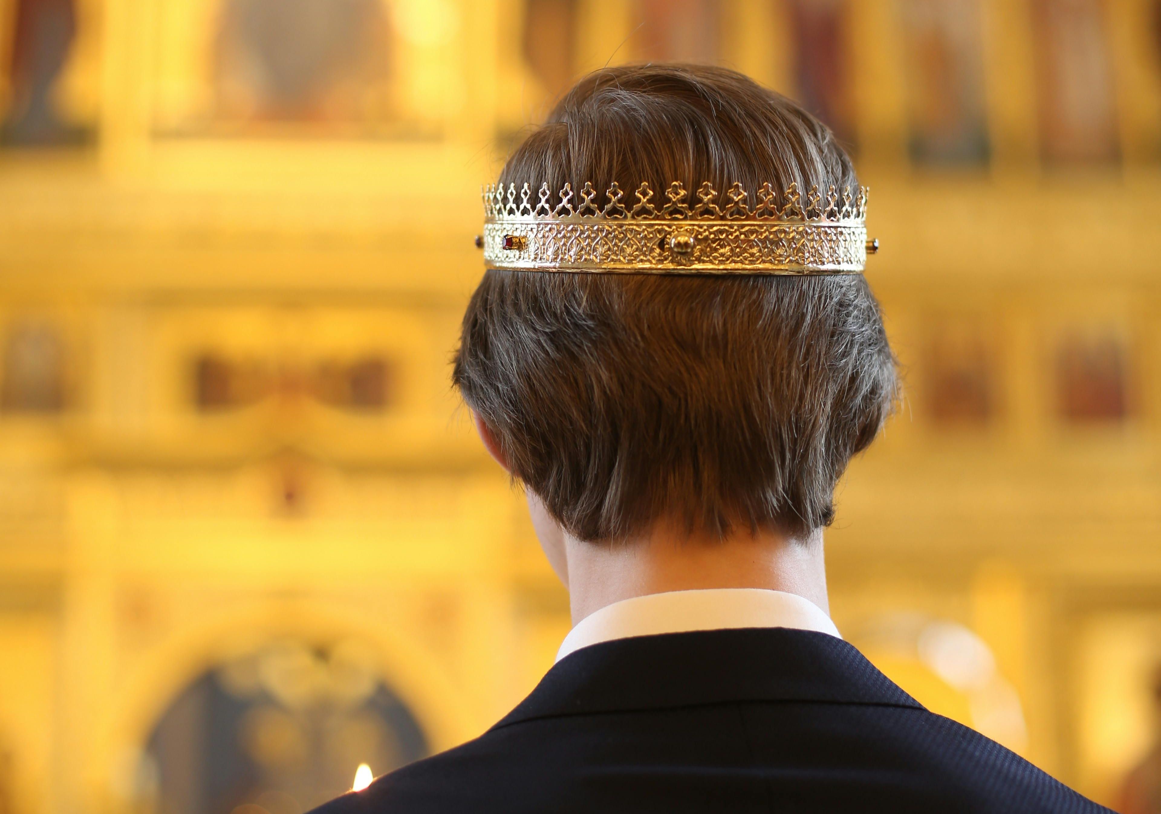 Kulisy samorządu: Król Słońce na urzędzie