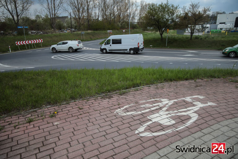 Rowerem między Świdnicą a Jagodnikiem i Burkatowem? Budowa nowych ścieżek pochłonie co najmniej 4 mln złotych