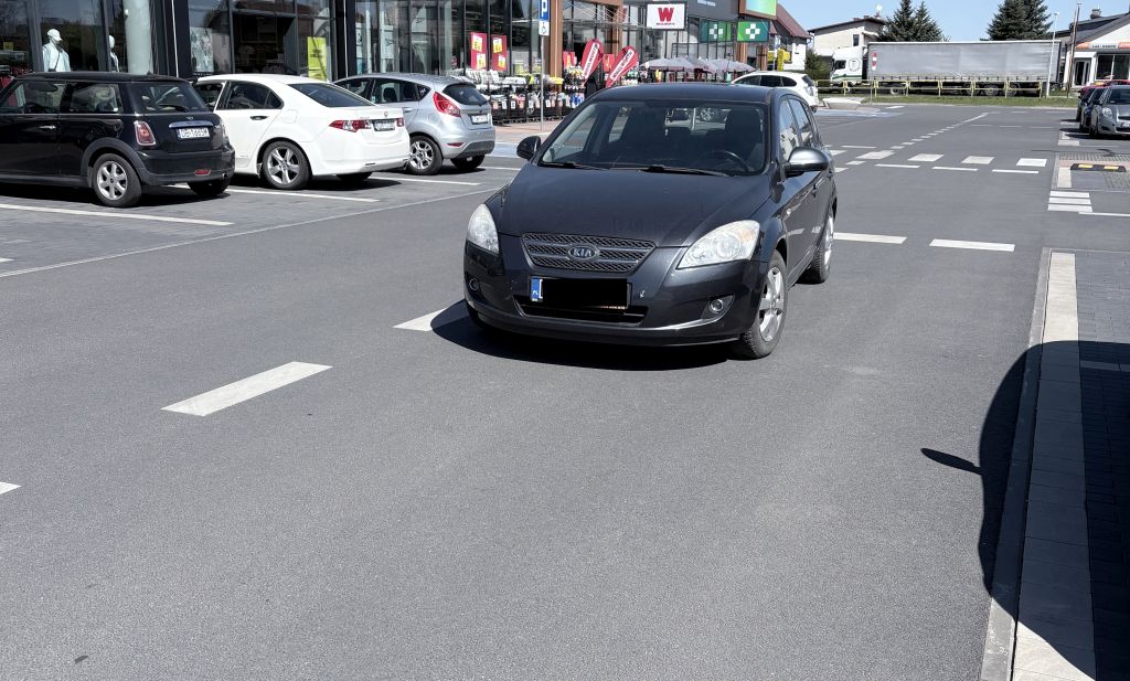 Mistrzowie parkowania [FOTO]