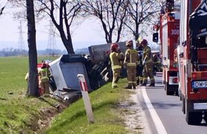 Po śmiertelnym wypadku w Wojnarowicach dk35 zablokowana