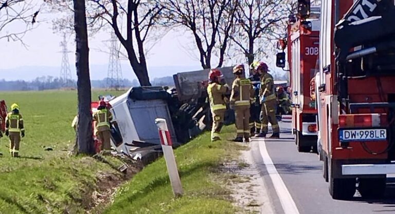 Po śmiertelnym wypadku w Wojnarowicach DK35 zablokowana