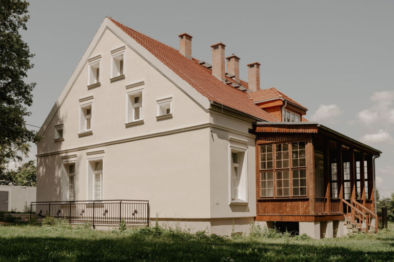 Fundacja „Krzyżowa” otwiera zmodernizowany Dom na Wzgórzu