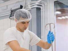 Wyposażenie masarni i wędzarni – inwestycja w jakość i powtarzalność produkcji
