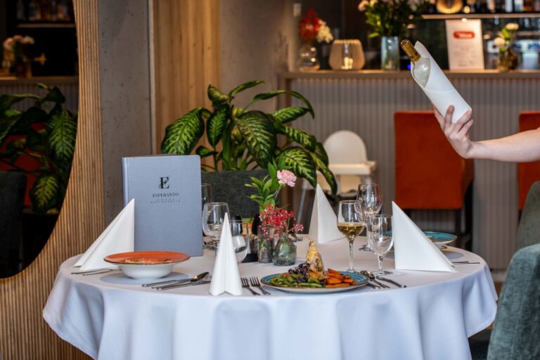 Konkurs na Dzień Mamy. Wygraj zaproszenie do Restauracji Esperanto w Świdnicy