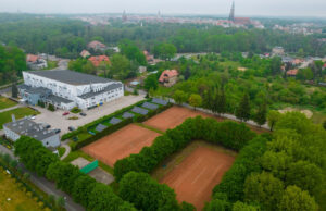 Korty tenisowe z nowym dzierżawcą. Będzie remont, budowa oświetlenia i nie tylko