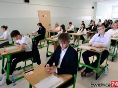Ósmoklasiści poznali wyniki egzaminów. Jak poszło zdającym ze Świdnicy i powiatu świdnickiego?
