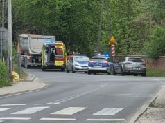 Zderzenie ciężarówki z motocyklem w Mrowinach