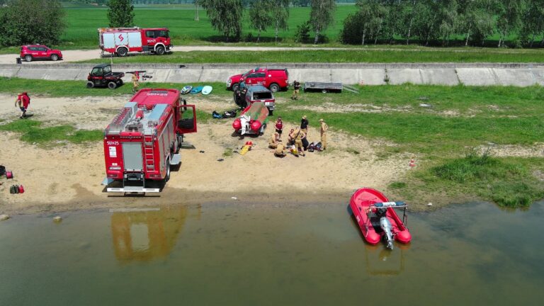 Sezon kąpielowy coraz bliżej. Strażacy ćwiczyli w Komorowie [FOTO]