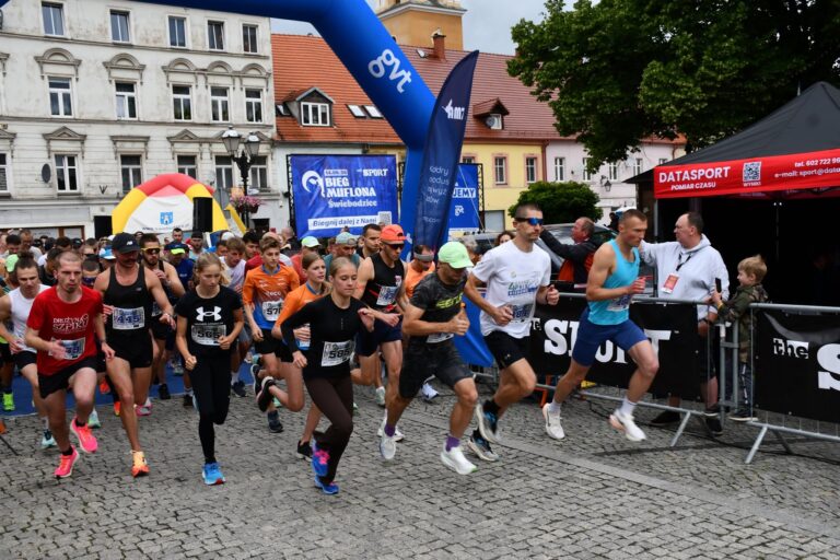 Ponad 600 zawodników wystartowało w świebodzickim Biegu Muflona [FOTO]
