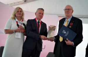 Helmut Caspar von Moltke – syn opozycjonisty z Krzyżowej – Honorowym Obywatelem Gminy Świdnica