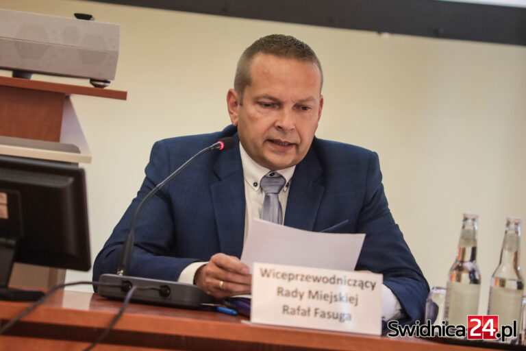 Sesja absolutoryjna do unieważnienia? Czy doszło do złamania ustawy o samorządzie?