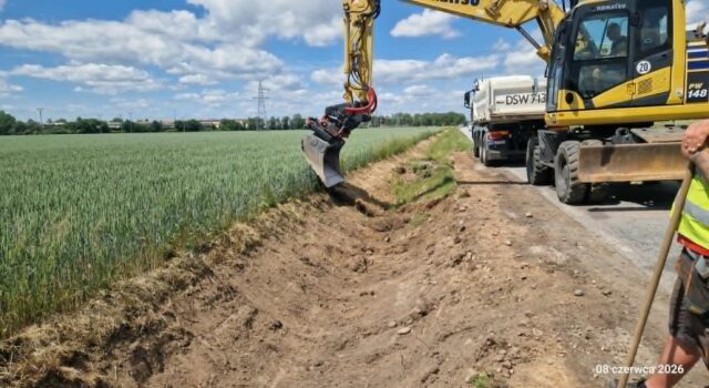 Ruszyła budowa drogi rowerowej pod Świdnicą. Prace pochłoną blisko 1,2 mln złotych