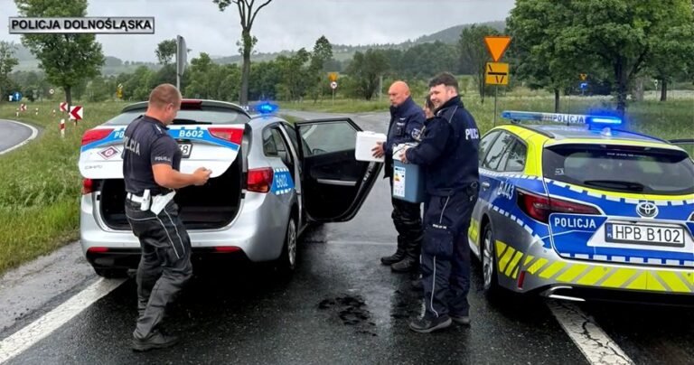Policjanci ze Świdnicy pomogli w pilnym transporcie krwi [VIDEO]