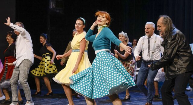 rewia-My-sie-nie-damy-choc-dziesiat-lat-mamy-Krag-Spontan-mieszkancy-teatr-26-11-2024-41