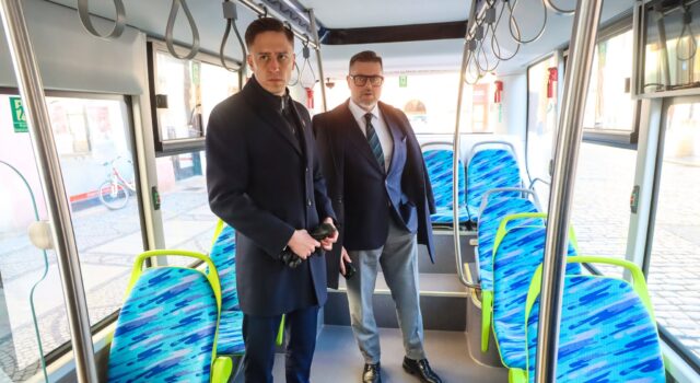 Koniec połączeń autobusowych do Wrocławia. Samorząd „pomógł organizacyjnie”, dalszego wsparcia nie było