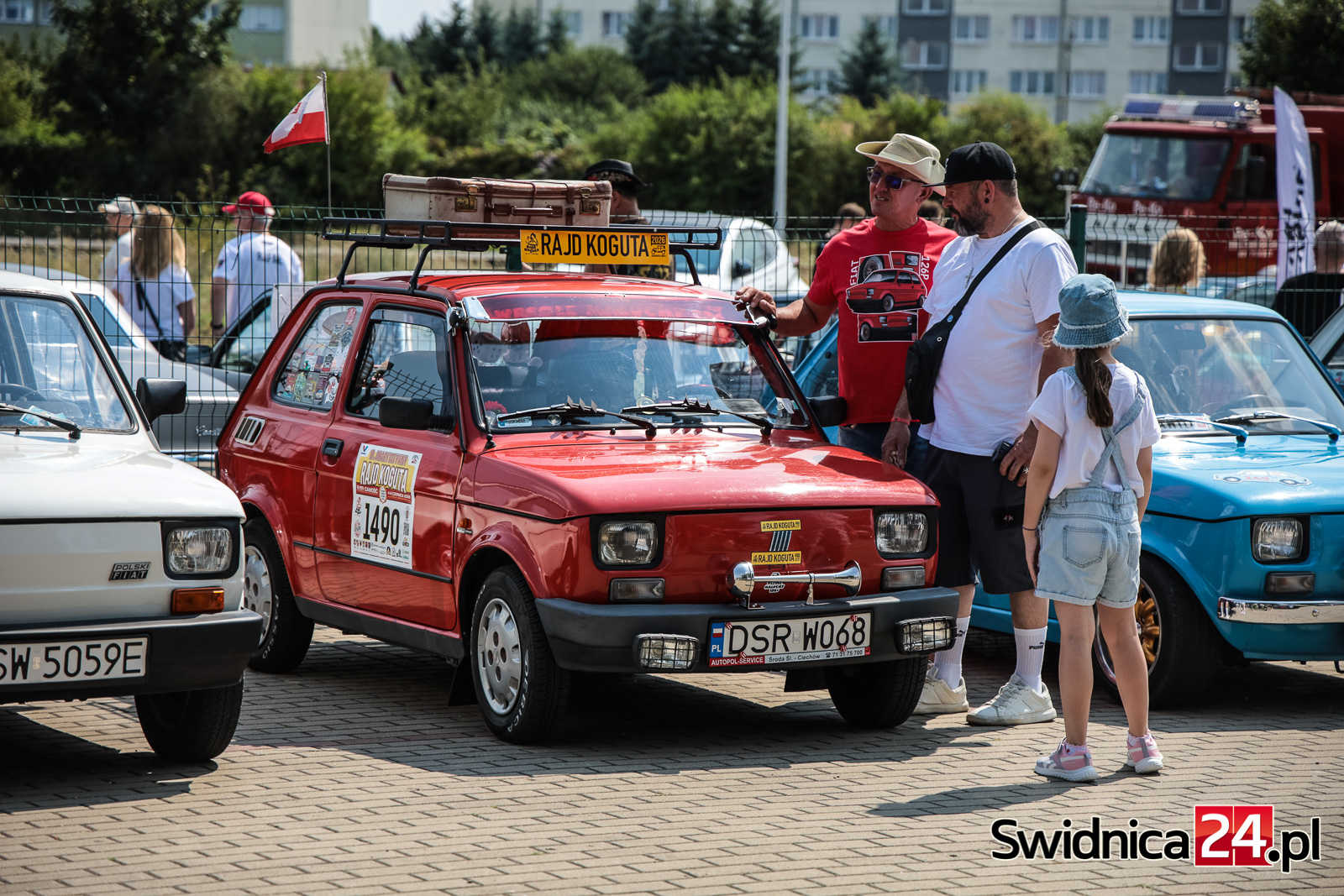 Od zabytków po sportowe perełki. Miłośnicy motoryzacji pochwalili się swoimi unikatami [FOTO/VIDEO]