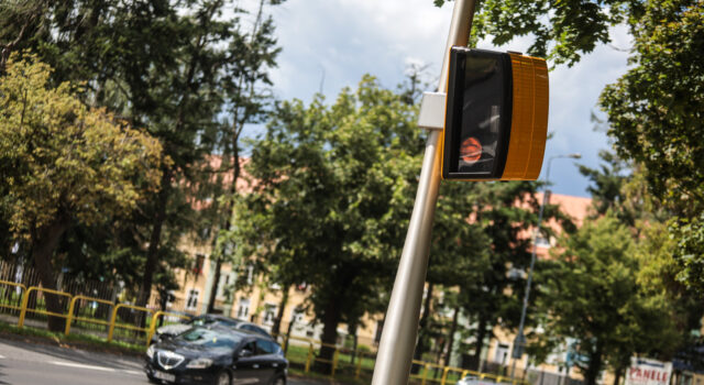 Noga z gazu! Świdnicki fotoradar wśród najczęściej wykonujących zdjęcia w Polsce
